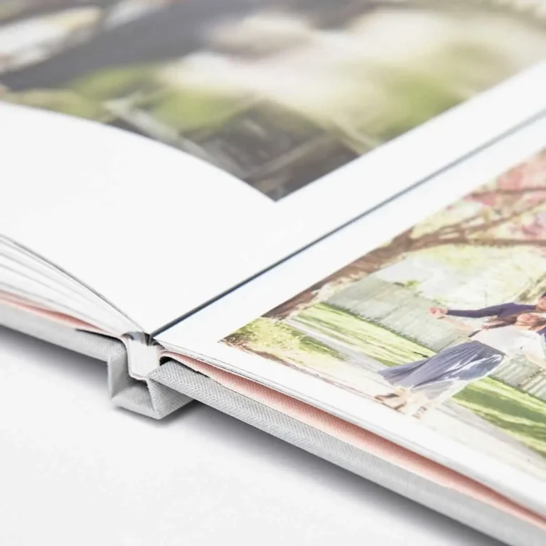 Photobook cao cấp mở phẳng